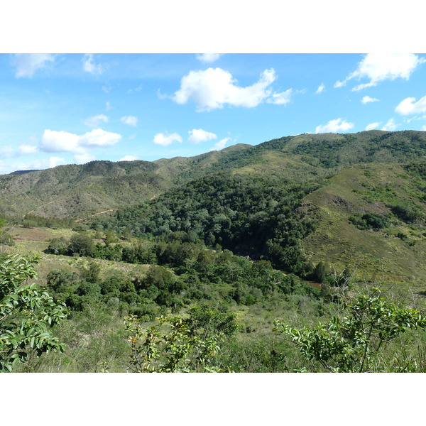 รูปถ่าย นิวแคลิโดเนีย(New Caledonia) ถนนจากตงตูตาไปทีโอ(Tontouta to Thio road) 2010-05 98