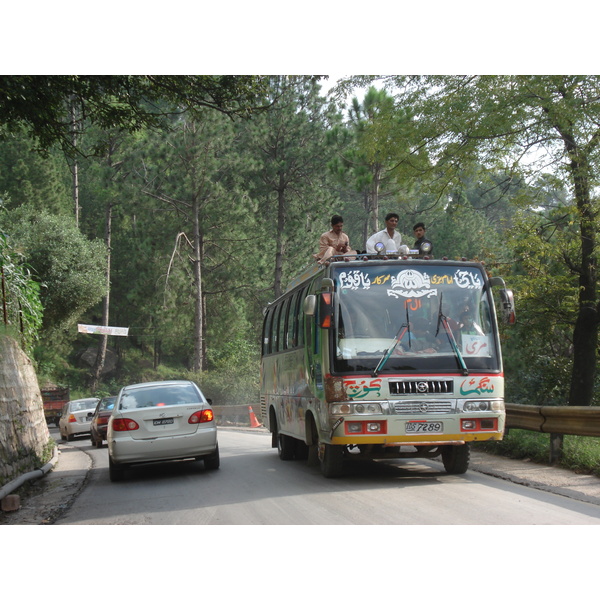 รูปถ่าย ปากีสถาน(Pakistan) ถนนจากอิสลามาบัดไปมัรรี(Islamabad to Murree road) 2006-08 23