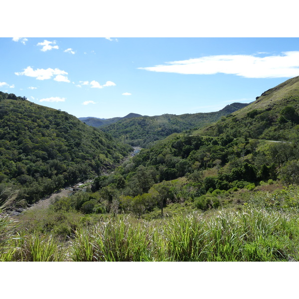 รูปถ่าย นิวแคลิโดเนีย(New Caledonia) ถนนจากตงตูตาไปทีโอ(Tontouta to Thio road) 2010-05 134