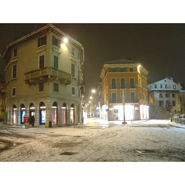 รูปถ่าย อิตาลี(Italy) เวโรเน่(Verona) 2005-03 18