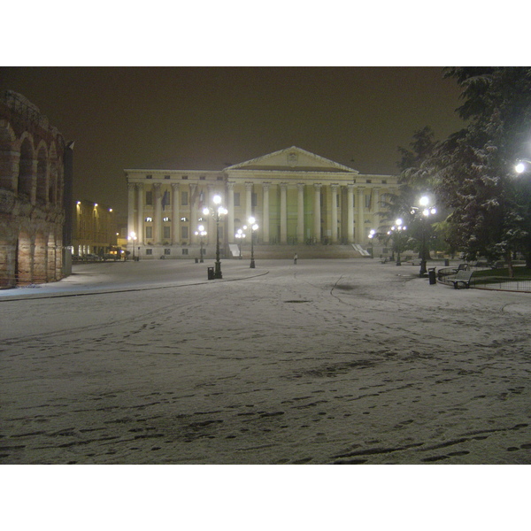 รูปถ่าย อิตาลี(Italy) เวโรเน่(Verona) 2005-03 15
