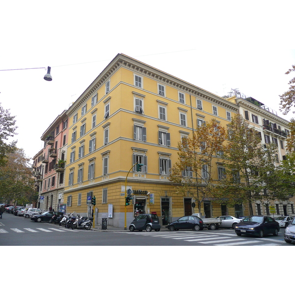 รูปถ่าย อิตาลี(Italy) โรม(Rome) ถนนกลอรีโอโซ(Viale Glorioso) 2007-11 5