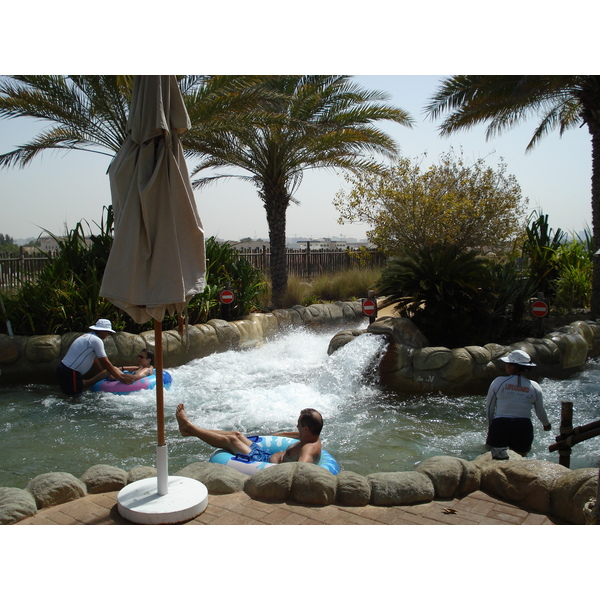 รูปถ่าย สหรัฐอาหรับเอมิเรตส์(United Arab Emirates) ดูไบ(Dubai) สวนน้ำไวลด์วาดี(Wild Wadi) 2007-03 26