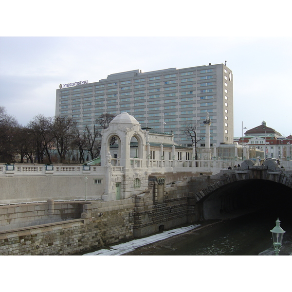 รูปถ่าย ออสเตรีย(Austria) เวียนนา(Vienna) 2005-03 10