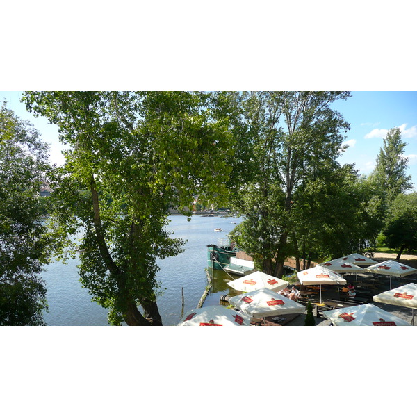รูปถ่าย สาธารณรัฐเช็ก(Czech Republic) ปราก(Prague) ริมฝั่งสเมตานา(Smetanovo nabr) 2007-07 19