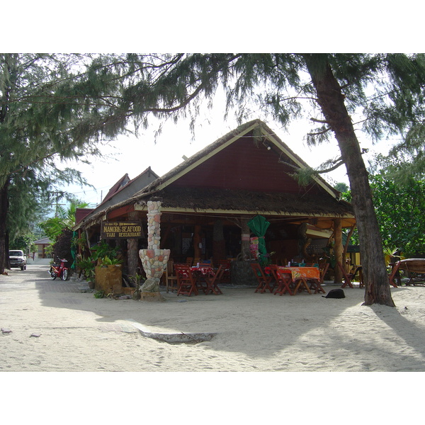 รูปถ่าย ไทย(Thailand) ภูเก็ต(Phuket) หาดกมลา(Kamala Beach) 2005-12 103