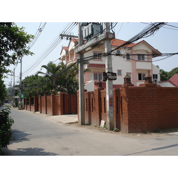 รูปถ่าย ไทย(Thailand) เชียงใหม่(Chiang Mai) ข้างในคุเมืองเชียงใหม่(Inside Canal) 2006-04 1