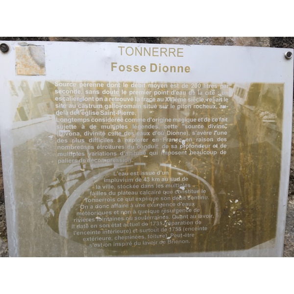 รูปถ่าย ฝรั่งเศส(France) ตอแนร์(Tonnerre) 2016-02 28