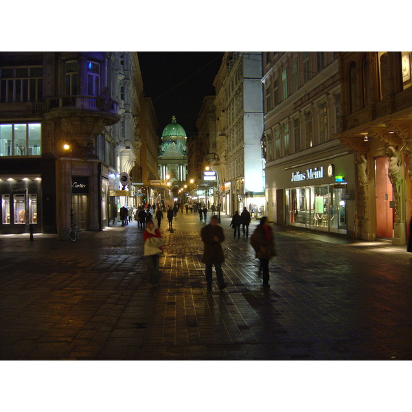 รูปถ่าย ออสเตรีย(Austria) เวียนนา(Vienna) 2005-03 71