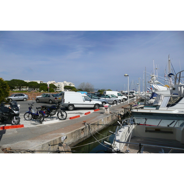 รูปถ่าย ฝรั่งเศส(France) ลานาปูล(La Napoule) ท่าเรือลานาปูล(Port La Napoule) 2008-03 52