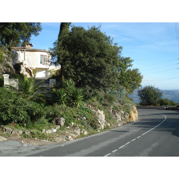 รูปถ่าย ฝรั่งเศส(France) เฟรนช์ริวิเอรา(French Riviera) ถนนจากวองซ์ไปแซ็ง-ฌาเน(Vence to St. Jeannet Road) 2006-12 27