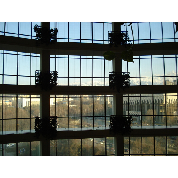 รูปถ่าย คาซัคสถาน(Kazakhstan) อัลมาตี(Almaty) โรงแรมอินเตอร์คอนติเนนตัล อัลมาตี(Intercontinental Almaty Hotel) 2007-03 25