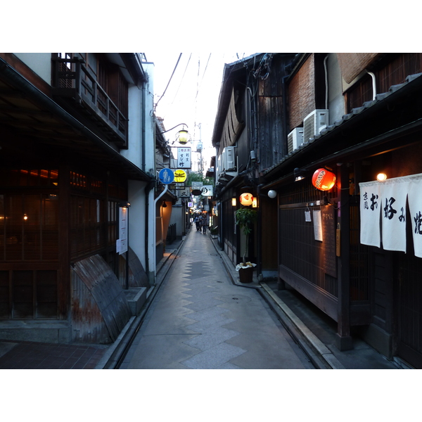 รูปถ่าย ญี่ปุ่น(Japan) เกียวโต(Kyoto) ถนนปนโตะโจ(Pontocho) 2010-06 18