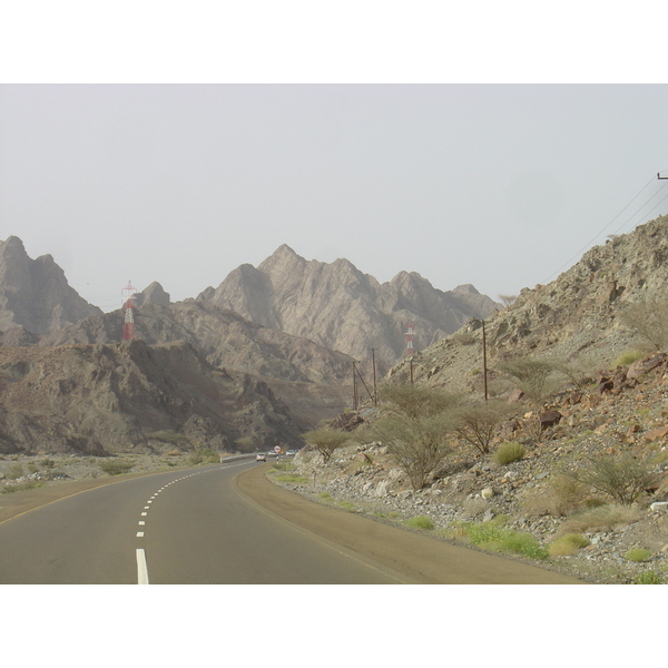 รูปถ่าย โอมาน(Oman) จากบูไรมิไปถนนโซฮาร์(Buraimi to Sohar road) 2005-03 3