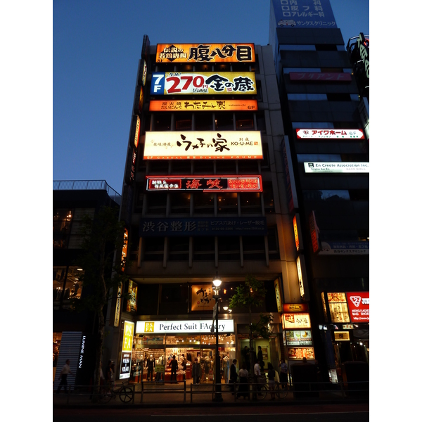รูปถ่าย ญี่ปุ่น(Japan) โตเกียว(Tokyo) ชิบูย่า(Shibuya) 2010-06 58
