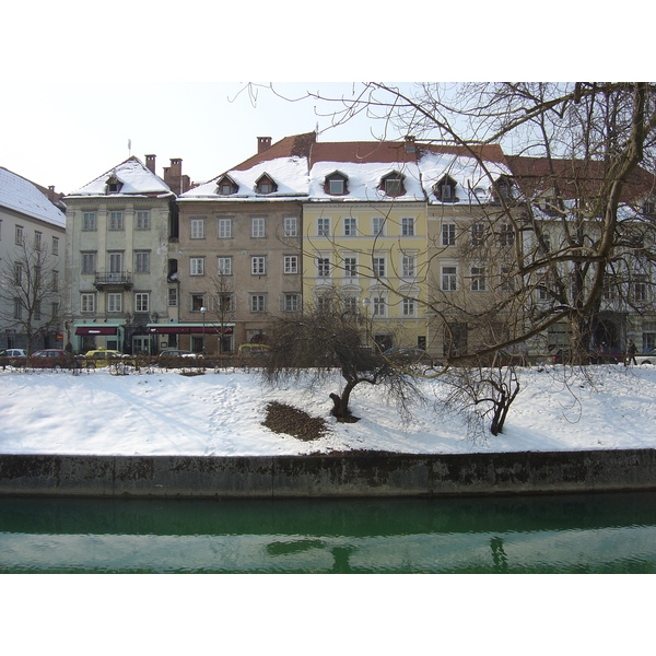 รูปถ่าย สโลวีเนีย(Slovenia) ลีอูบลีอานา(Ljubljana) 2005-03 10
