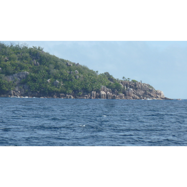 รูปถ่าย เซเชลส์(Seychelles) เกาะปตีตเซอร์(Petite Soeur) 2011-10 0