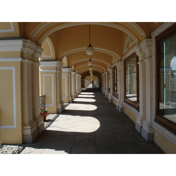 รูปถ่าย รัสเซีย(Russia) เซนต์ปีเตอร์สเบิร์ก(St Petersburg) ห้างสรรพสินค้าเนฟสกี(Nevsky Departement Store) 2006-07 3