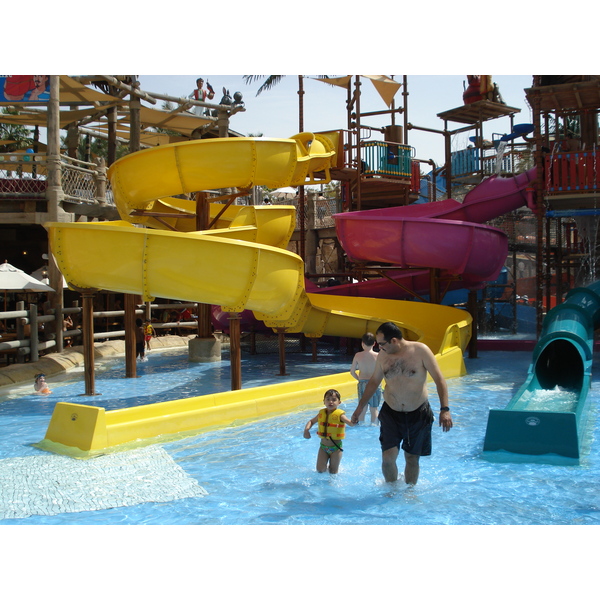 รูปถ่าย สหรัฐอาหรับเอมิเรตส์(United Arab Emirates) ดูไบ(Dubai) สวนน้ำไวลด์วาดี(Wild Wadi) 2007-03 7