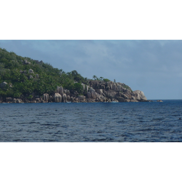 รูปถ่าย เซเชลส์(Seychelles) เกาะปตีตเซอร์(Petite Soeur) 2011-10 22