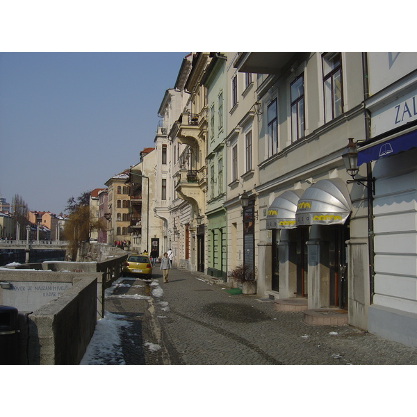 รูปถ่าย สโลวีเนีย(Slovenia) ลีอูบลีอานา(Ljubljana) 2005-03 57