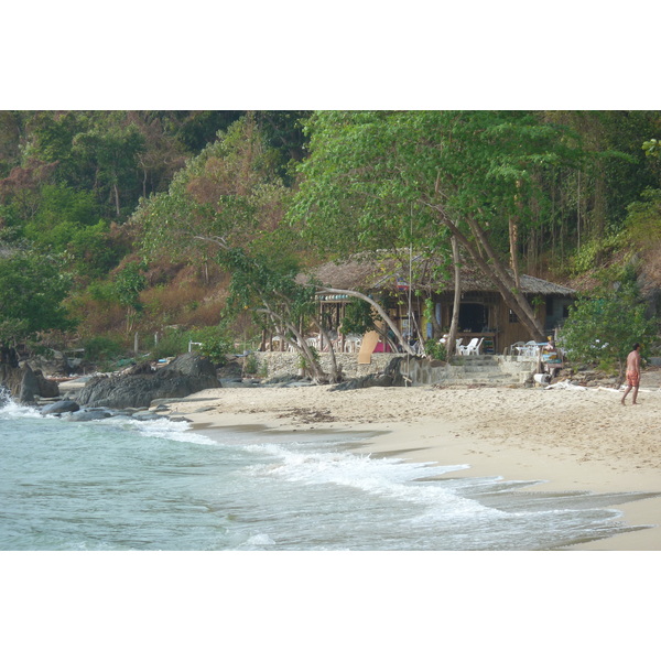 รูปถ่าย ไทย(Thailand) เกาะช้าง(Ko Chang) หาดทรายขาว(White sand beach) 2011-02 14
