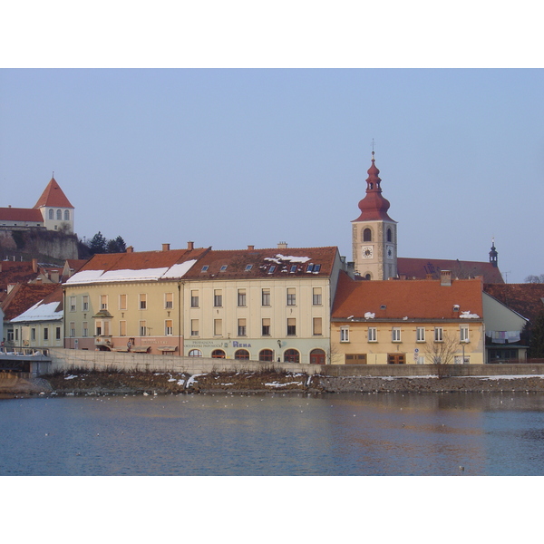 รูปถ่าย สโลวีเนีย(Slovenia) พีทูจ(Ptuj) 2005-03 7
