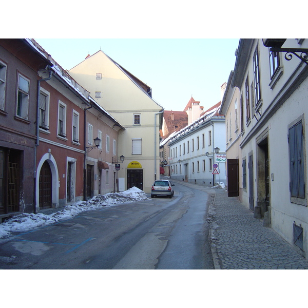 รูปถ่าย สโลวีเนีย(Slovenia) พีทูจ(Ptuj) 2005-03 1