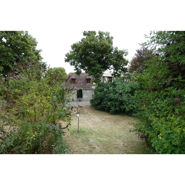 รูปถ่าย ฝรั่งเศส(France) อีซีฌัก(Issigeac) 2010-08 25