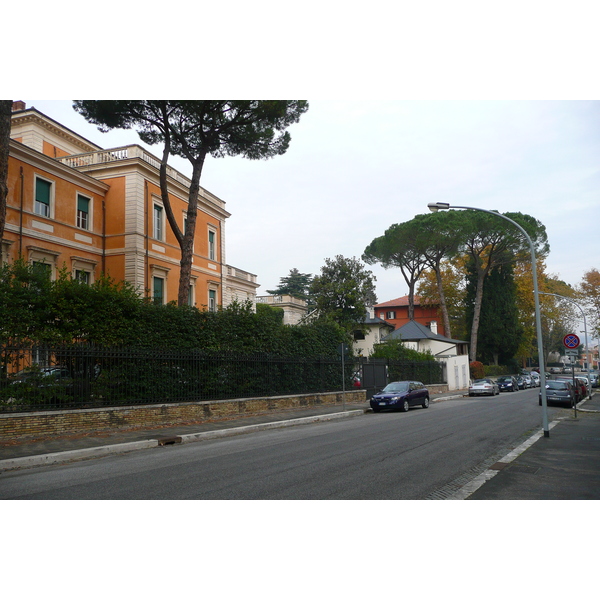 รูปถ่าย อิตาลี(Italy) โรม(Rome) ถนนจาโกโมเมดีชี(Via Giacomo Medici) 2007-11 6