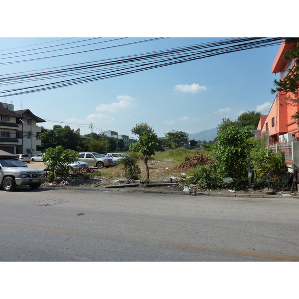 รูปถ่าย ไทย(Thailand) เชียงใหม่(Chiang Mai) ถนนสามล้าน(Sam Lan Road) 2009-12 4