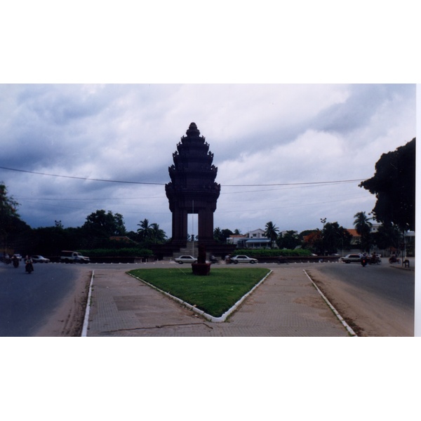 รูปถ่าย กัมพูชา(Cambodia) พนมเปญ(Phnom Penh) 1996-06 25