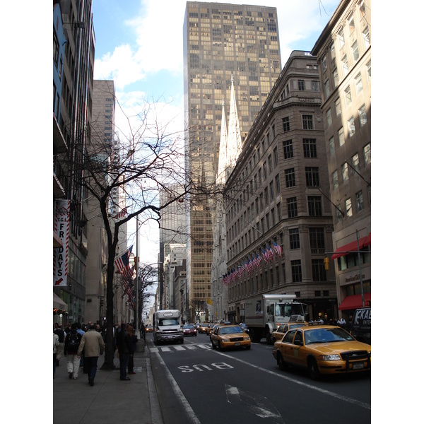 รูปถ่าย สหรัฐอเมริกา(United States) นิวยอร์ก(New York) ถนนสายที่ 48(48th Street) 2006-03 3