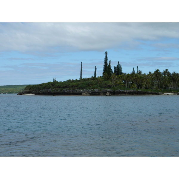 รูปถ่าย นิวแคลิโดเนีย(New Caledonia) เกาะลีฟู(Lifou) อ่าวเต่า(Baie des tortues) 2010-05 0