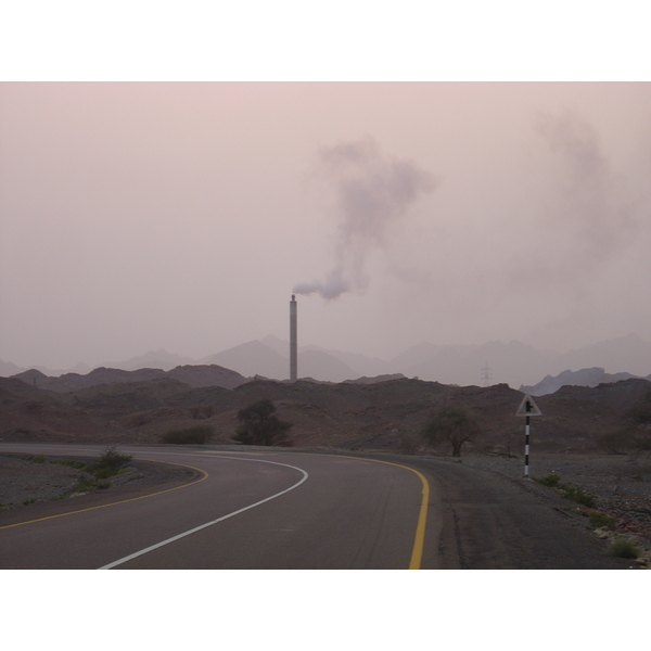 รูปถ่าย โอมาน(Oman) จากบูไรมิไปถนนโซฮาร์(Buraimi to Sohar road) 2005-03 35
