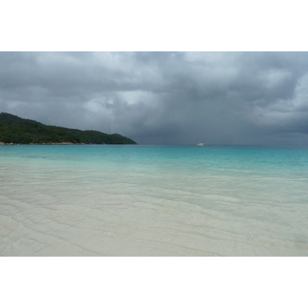 รูปถ่าย เซเชลส์(Seychelles) อ่าวอ็องส์ลาซิโอ(Anse Lazio) 2011-10 15