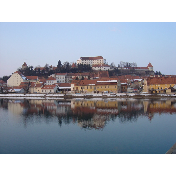 รูปถ่าย สโลวีเนีย(Slovenia) พีทูจ(Ptuj) 2005-03 32