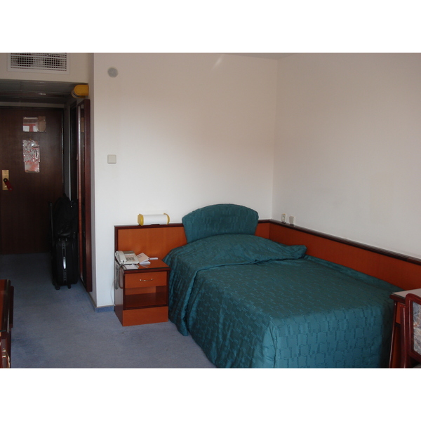 รูปถ่าย รัสเซีย(Russia) นิชนีย์นอฟโกร็อด(Nizhniy Novgorod) โรงแรมวอลนา(Volna Hotel) 2006-07 8