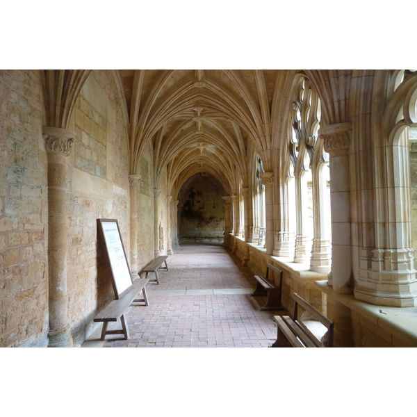 รูปถ่าย ฝรั่งเศส(France) กาดูแอ็ง(Cadouin) 2010-08 84