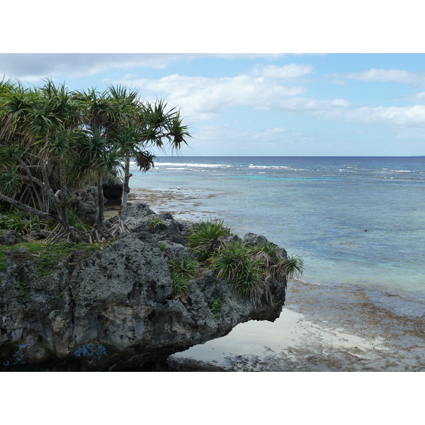 รูปถ่าย นิวแคลิโดเนีย(New Caledonia) เกาะลีฟู(Lifou) อ่าวเต่า(Baie des tortues) 2010-05 2