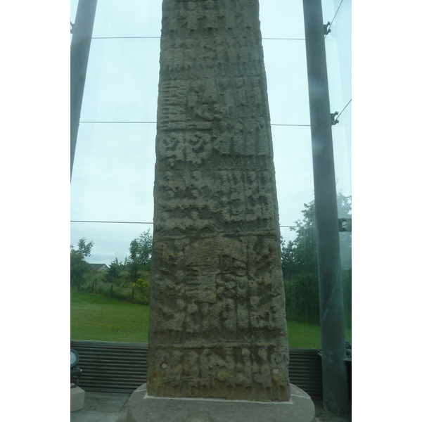 รูปถ่าย อังกฤษ(United Kingdom) สกอตแลนด์(Scotland) ศิลาซวยโน(Sueno's Stone) 2011-07 7