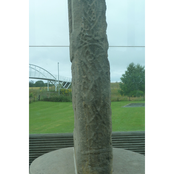 รูปถ่าย อังกฤษ(United Kingdom) สกอตแลนด์(Scotland) ศิลาซวยโน(Sueno's Stone) 2011-07 9
