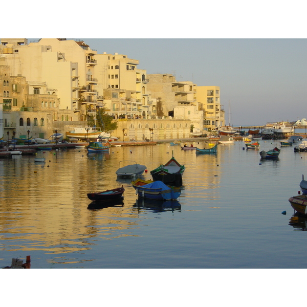 รูปถ่าย มอลตา(Malta) เซนต์จูเลียนส์(Saint Julians) 2003-03 1