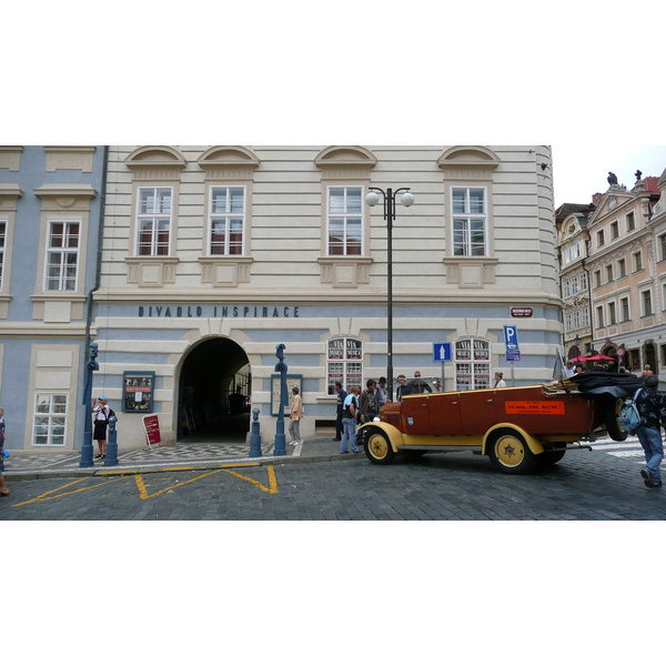 รูปถ่าย สาธารณรัฐเช็ก(Czech Republic) ปราก(Prague) รอบปราสาทปราก(Around Prague Castle) 2007-07 12