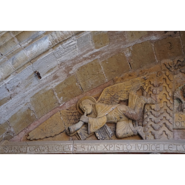 รูปถ่าย ฝรั่งเศส(France) กงก์(Conques) โบสถ์แซ็งต์-ฟัว เดอ กงก์(Abbatiale Sainte-Foy de Conques) 2018-04 21