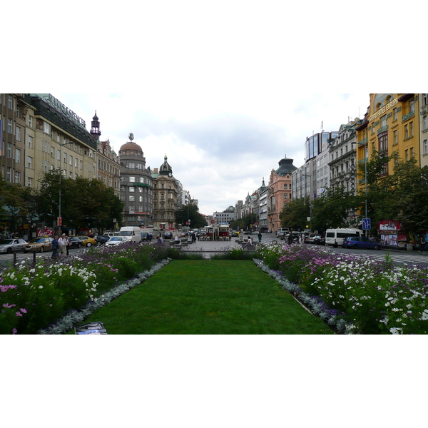 รูปถ่าย สาธารณรัฐเช็ก(Czech Republic) ปราก(Prague) จัตุรัสเวนเซสลาส(Vaclavske namesti) 2007-07 6