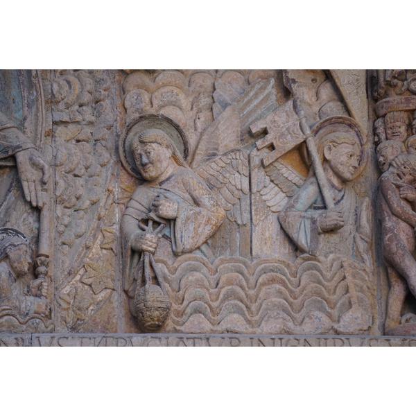 รูปถ่าย ฝรั่งเศส(France) กงก์(Conques) โบสถ์แซ็งต์-ฟัว เดอ กงก์(Abbatiale Sainte-Foy de Conques) 2018-04 13