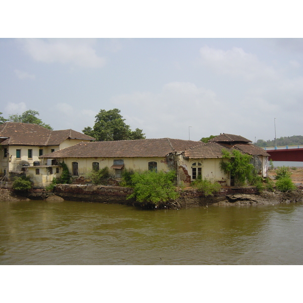 รูปถ่าย อินเดีย(India) กัว(Goa) ปานาจิ(Panaji) 2003-05 16