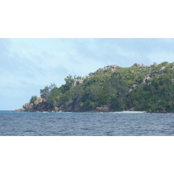 รูปถ่าย เซเชลส์(Seychelles) เกาะปตีตเซอร์(Petite Soeur) 2011-10 10