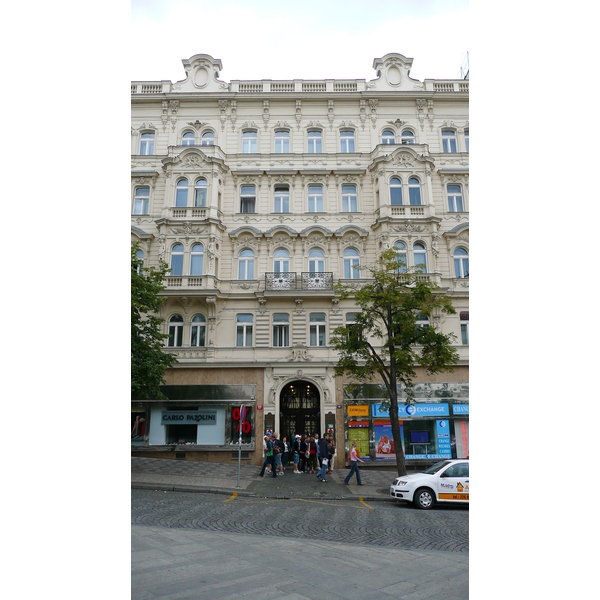 รูปถ่าย สาธารณรัฐเช็ก(Czech Republic) ปราก(Prague) จัตุรัสเวนเซสลาส(Vaclavske namesti) 2007-07 37